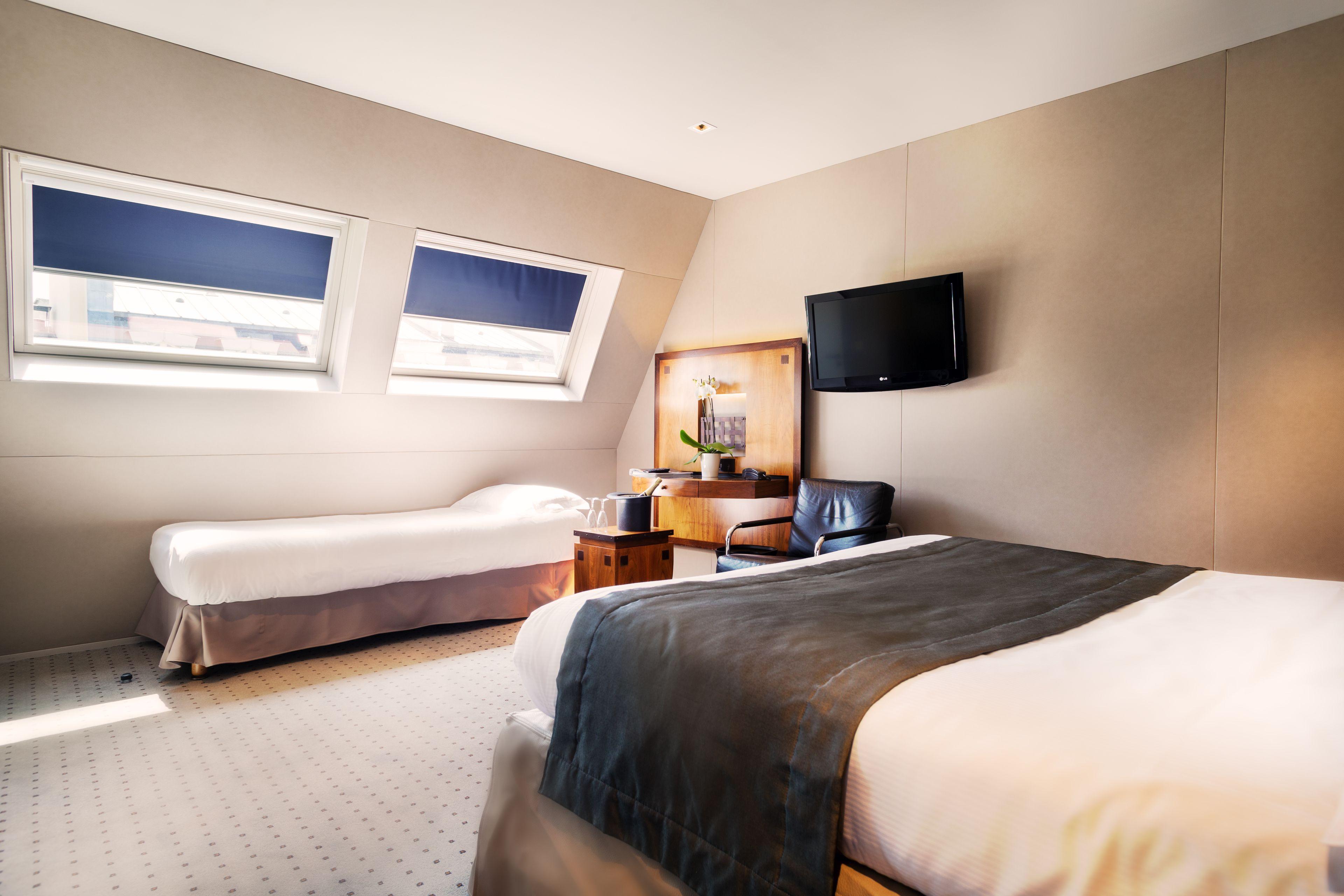 Chateaudun Opera Hotel