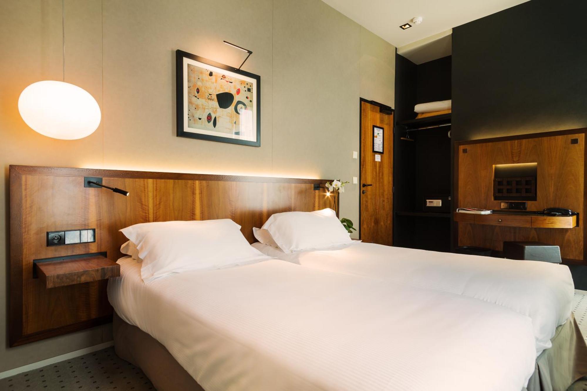 Chateaudun Opera Hotel 3*