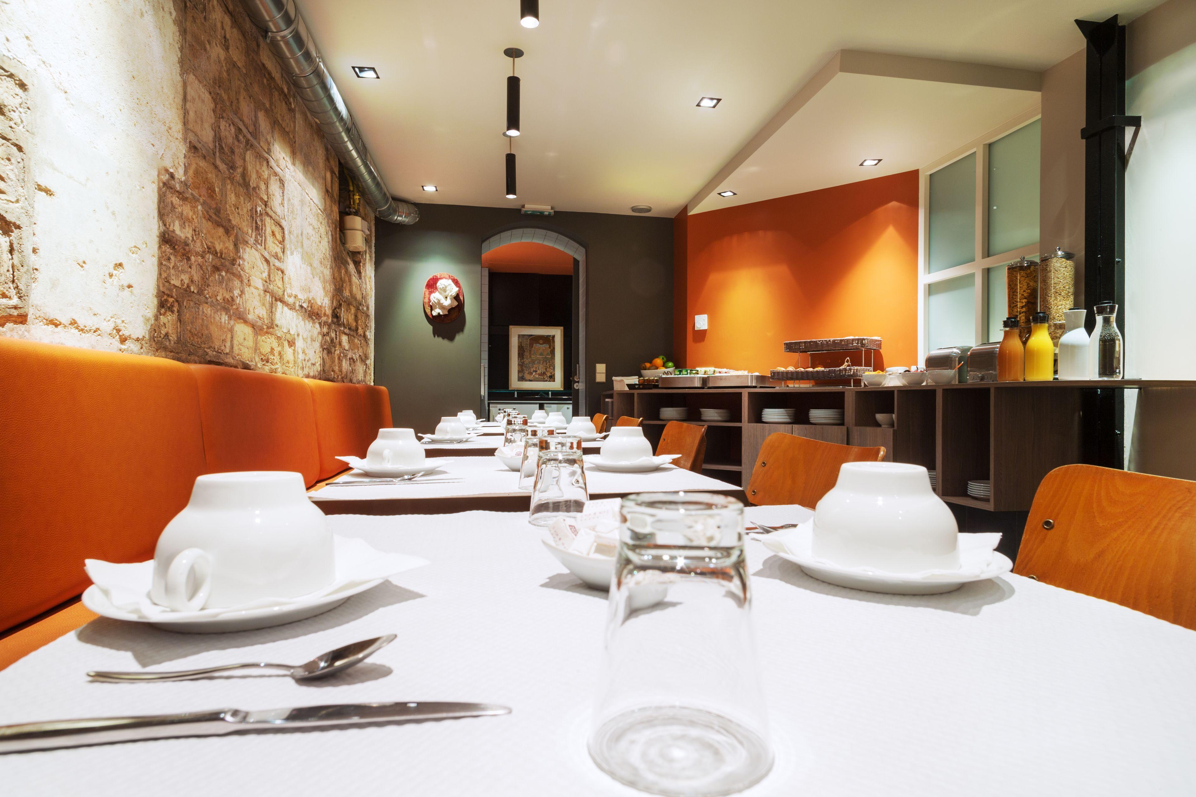 Chateaudun Opera Hotel 3*