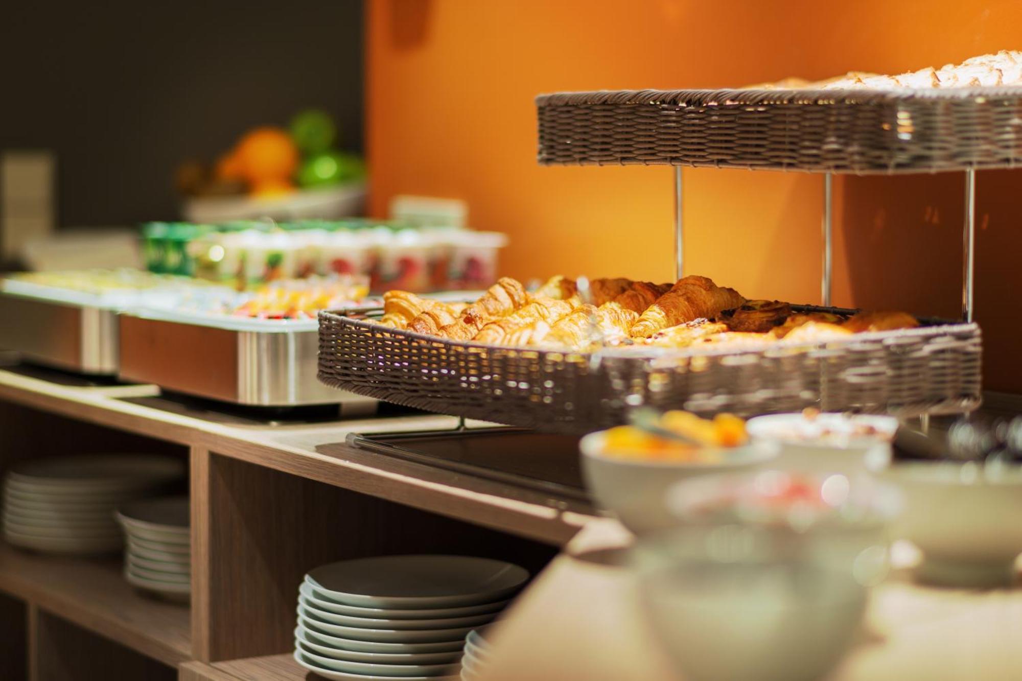 Chateaudun Opera 3* Paris