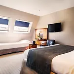 Chateaudun Opera Hotel