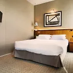 Chateaudun Opera Hotel Paris