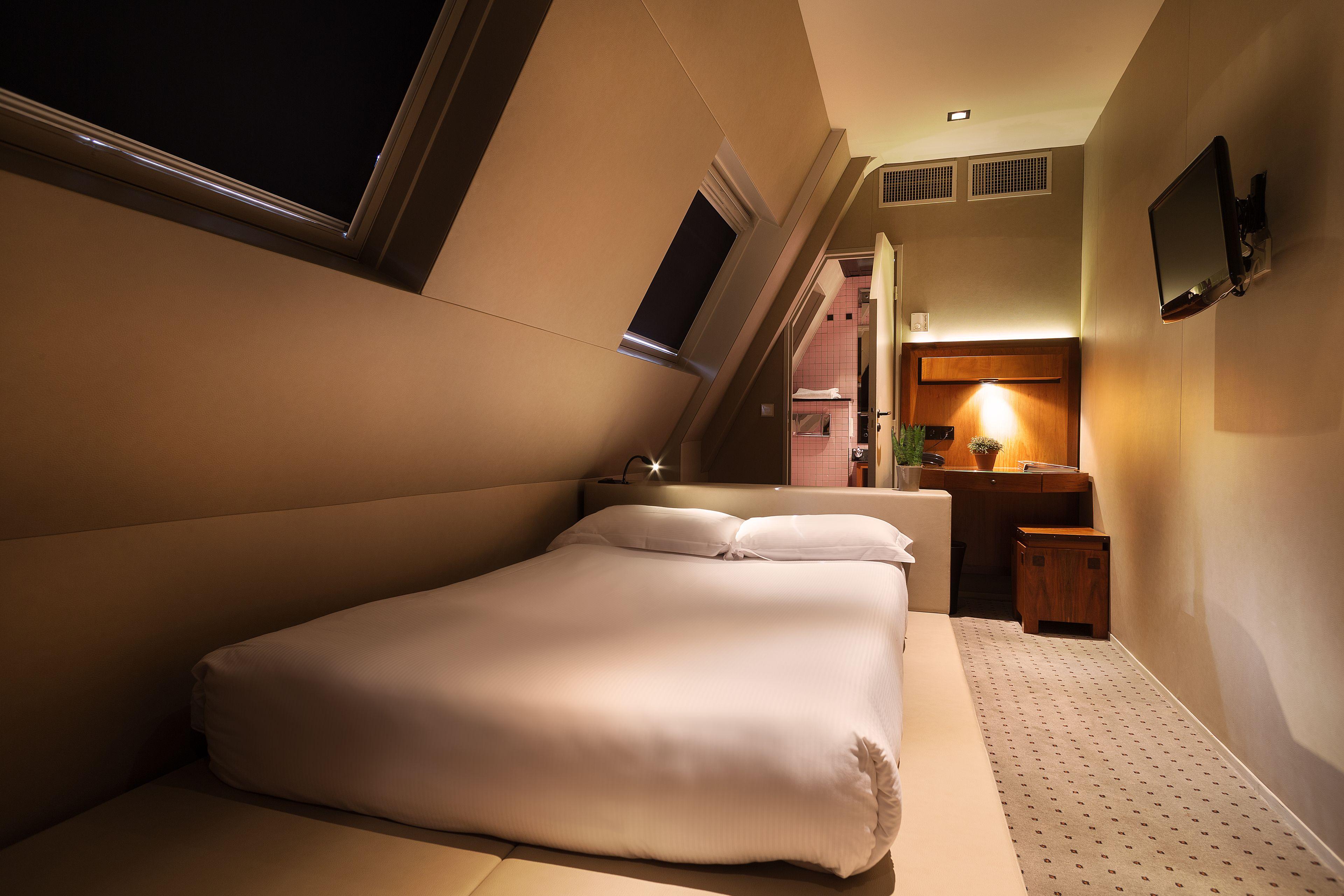 Chateaudun Opéra Hotel 3*